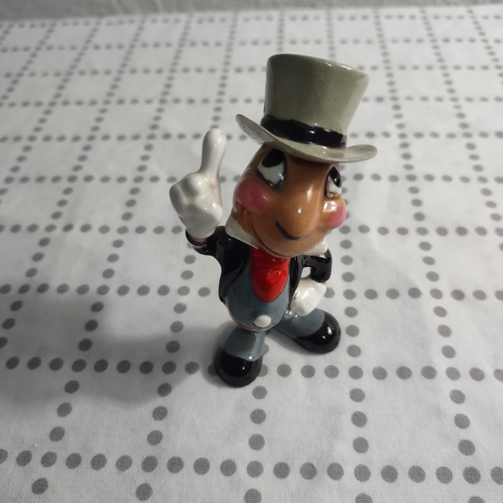 Jiminy Cricket. Disney. Hagen-Renaker.
